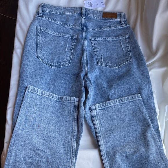 Social Tourist Women's Distressed Blue Jeans - Picture 6 of 12